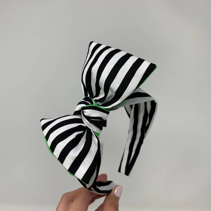 BellaBow XL « It's Showtime! » per la vendita all'ingrosso da parte di Bella Notte & Co