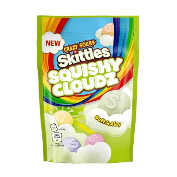 SKITTLES SQUISHY CLOUDZ CRAZY SOURS 94GX18 para venta al por mayor de INTERNATIONAL TASTE FOOD SARL