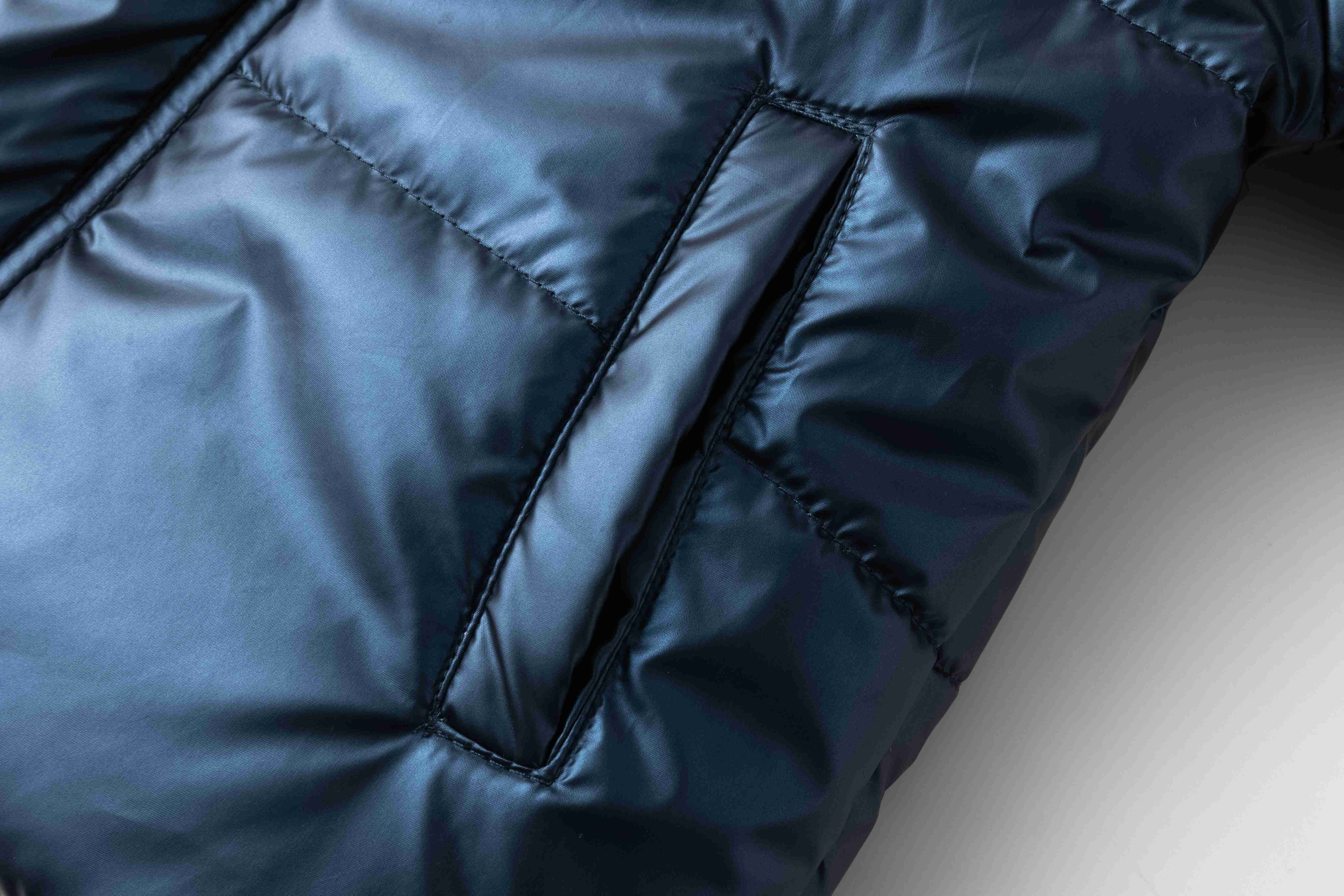 Newness Kids - Vendita all'ingrosso Cappotto - Bambini - Gilet imbottito da ragazzo con tasche laterali (3 colori)7