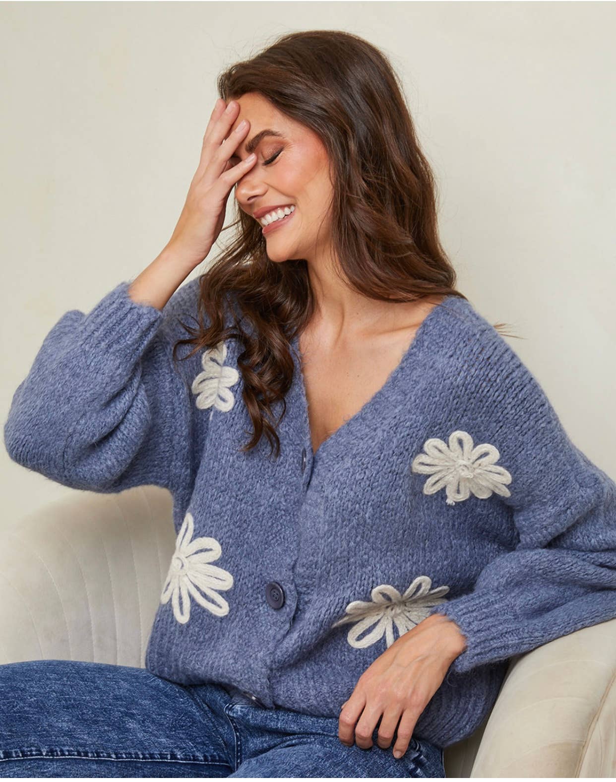 LÉA & LUC - Vente Cardigan – femme - Gilet cardigan col en V et motif fleur REF. 3077918