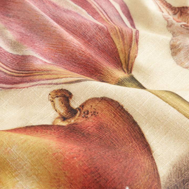 Siren Song - Wholesale Dinner & Cloth Napkin - Botanical Dinner Napkins Set of Four
5