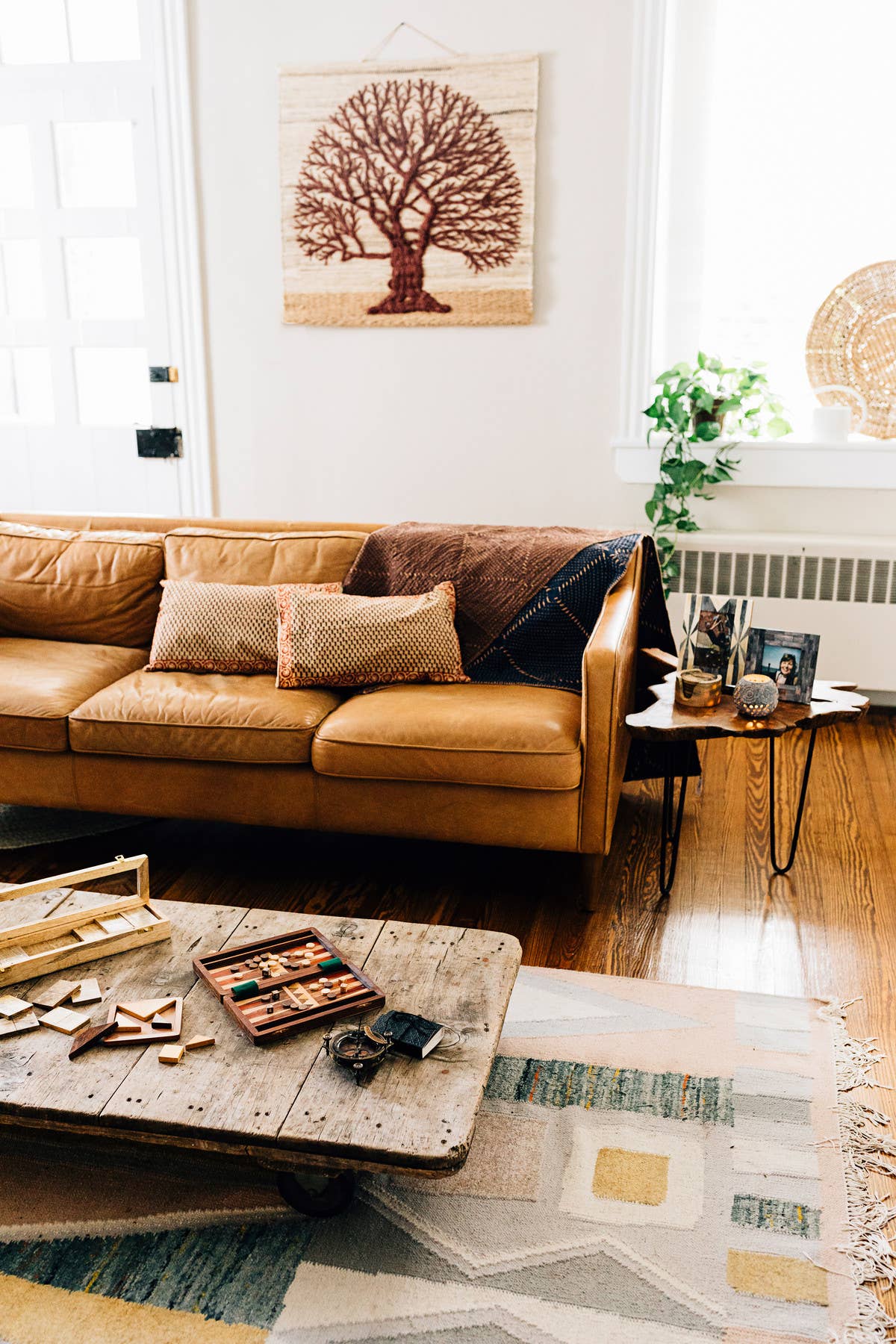 Ten Thousand Villages - Wholesale Tapestry/Textile - Jute Tree of Life Wall Hanging1