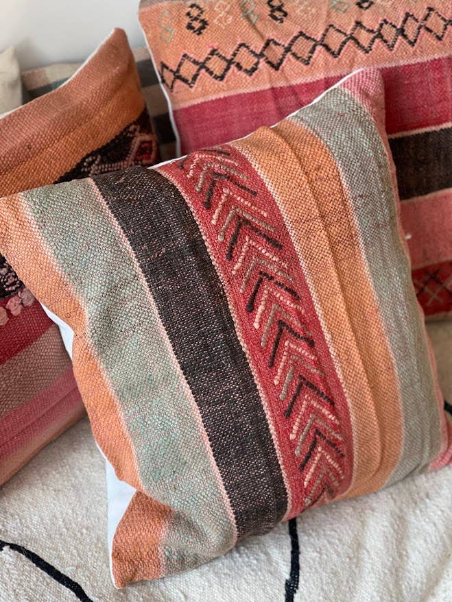 NOMAD BY LIV - Wholesale Throw Pillow Cover - Nomad by LIV -  handgemaakte Kilim Kussenhoezen, kleurrijk4