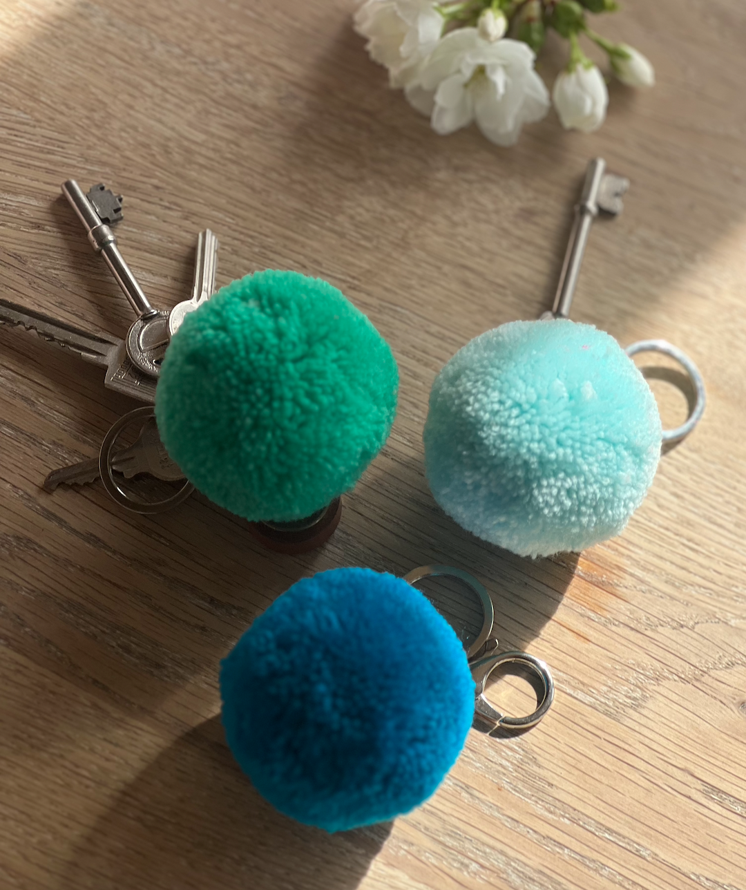 PomPom Galore – wholesale Keychain – Women's – Pom Pom Keyrings3
