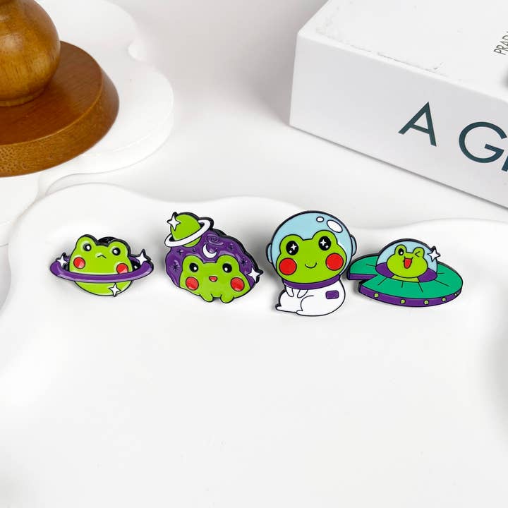 Cute frog brooch, astronaut series backpack decoration for wholesale by SoapElenGlen
