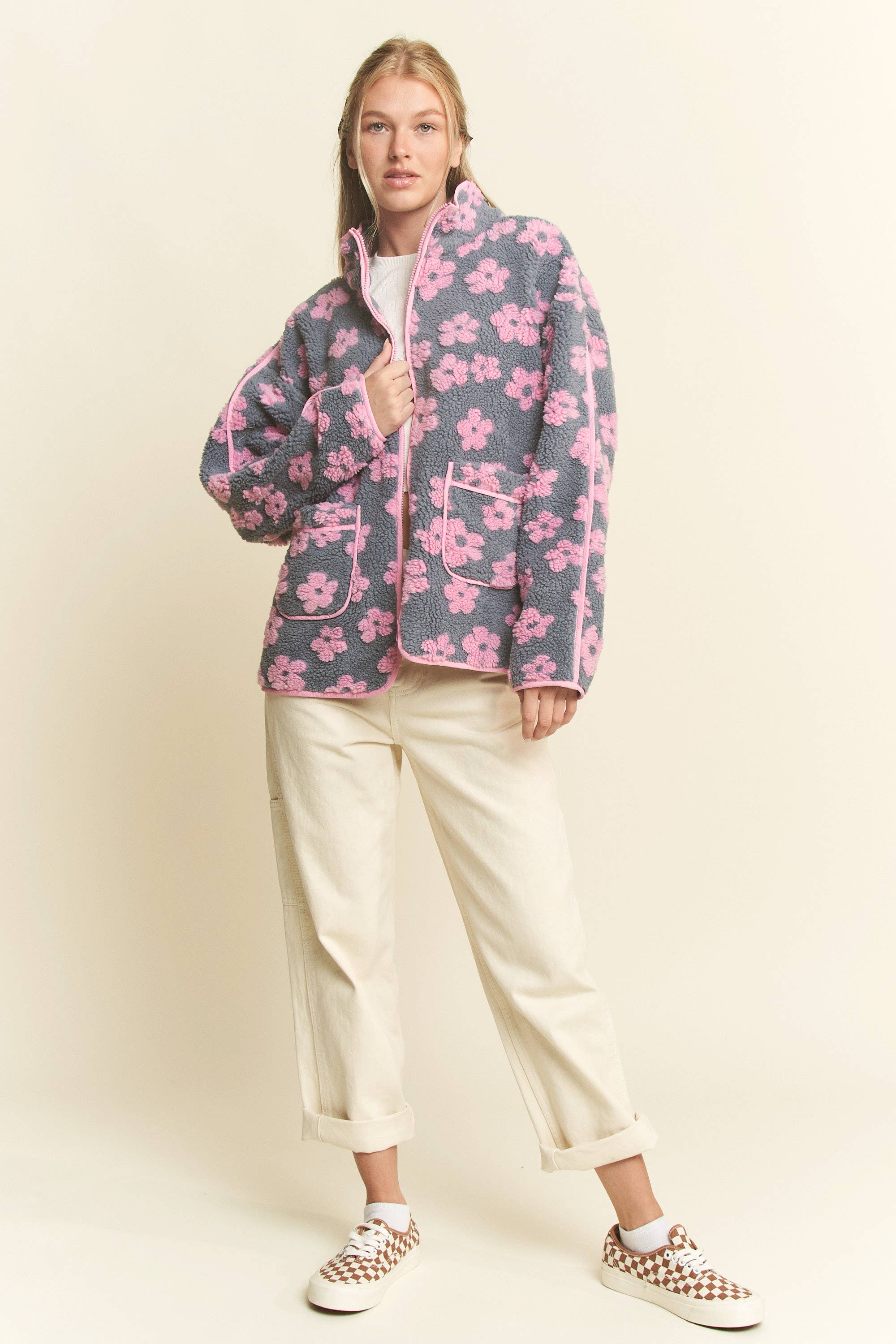 Wholesale ZIP UP FRONT DAISY COLLARED OVERSIZE SHERPA JACKET