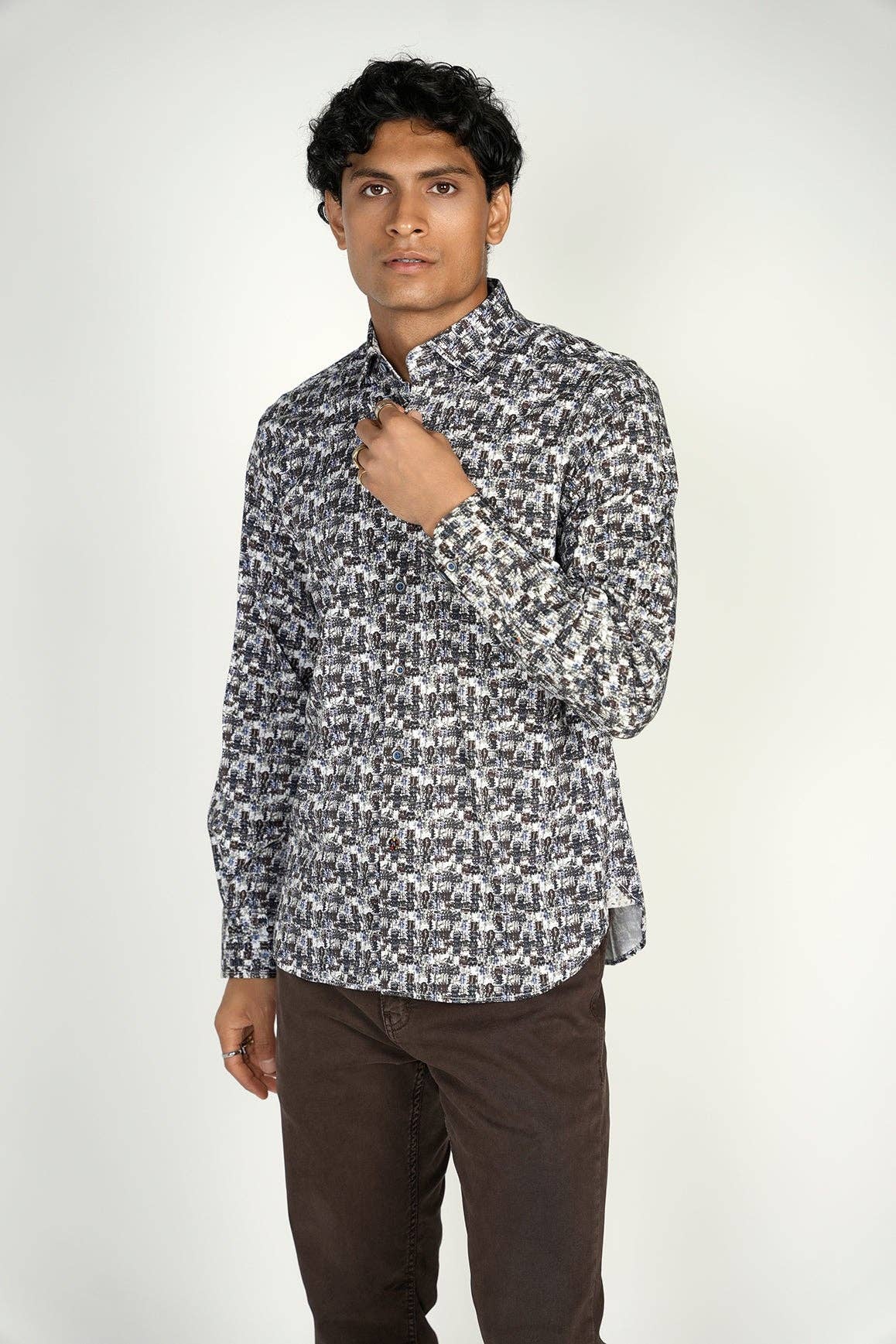 Luchiano Visconti – Camisa de botões - Homem por atacado – Coleção Assinatura Camisa Linha Daggered4