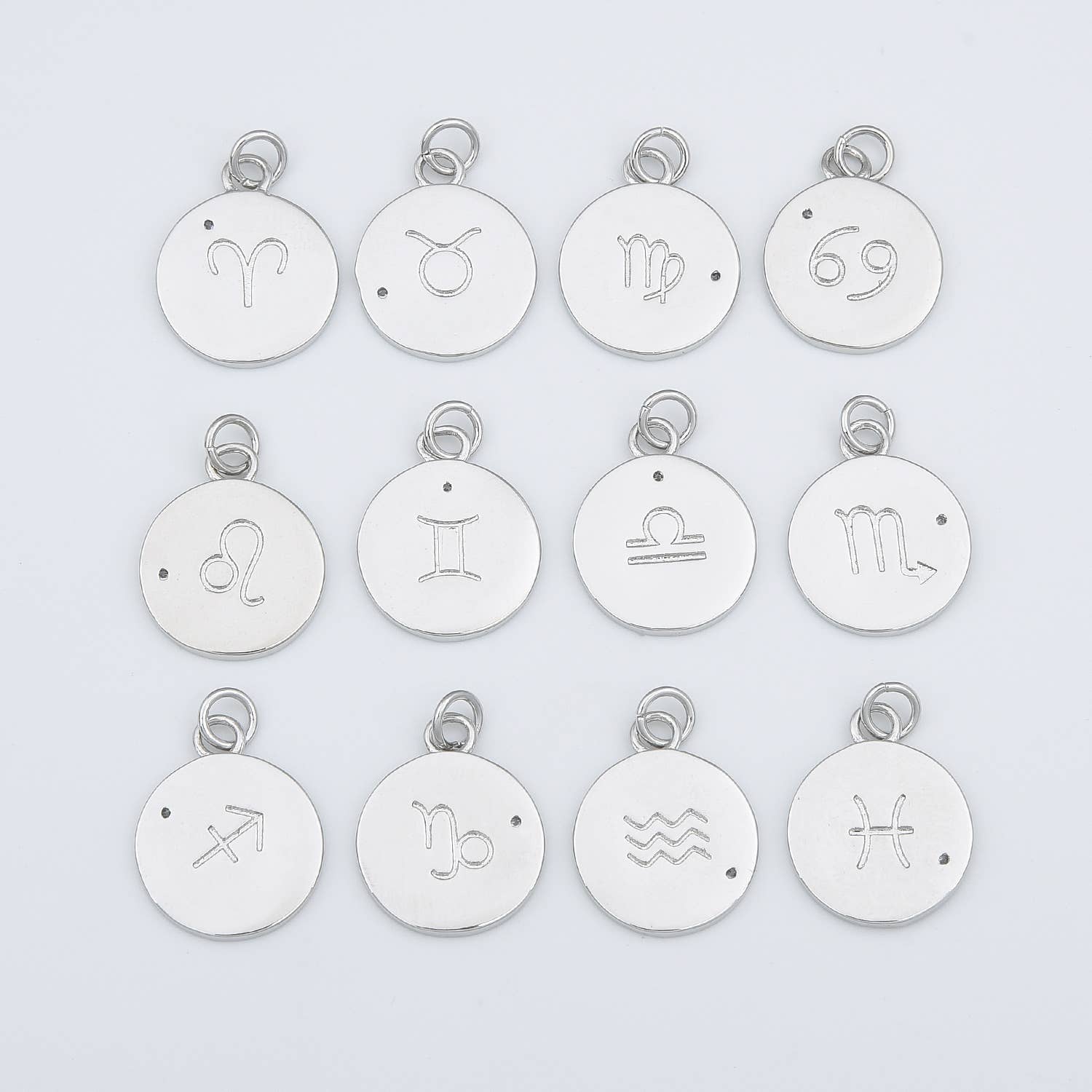 Beads Creation – Pendente/pingente individual por atacado – Pingente de Símbolo do Zodíaco Astrológico em Latão Banhado a Ouro 18K6