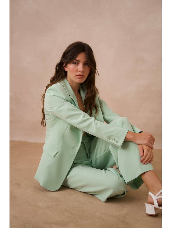 Attentif Paris - Vendita all'ingrosso Giacca elegante - Donna - Giacca aderente con bottone singolo, semplice - Collezione Timeless15