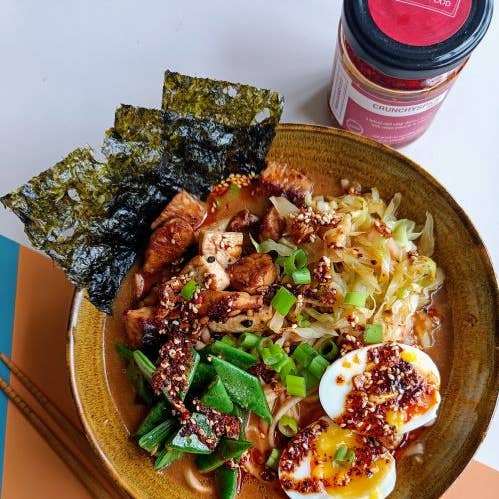 Trouble and Spice B.V. - Wholesale Chili Paste - Crunchy Spice - Chinese Crispy Chilli Oil4