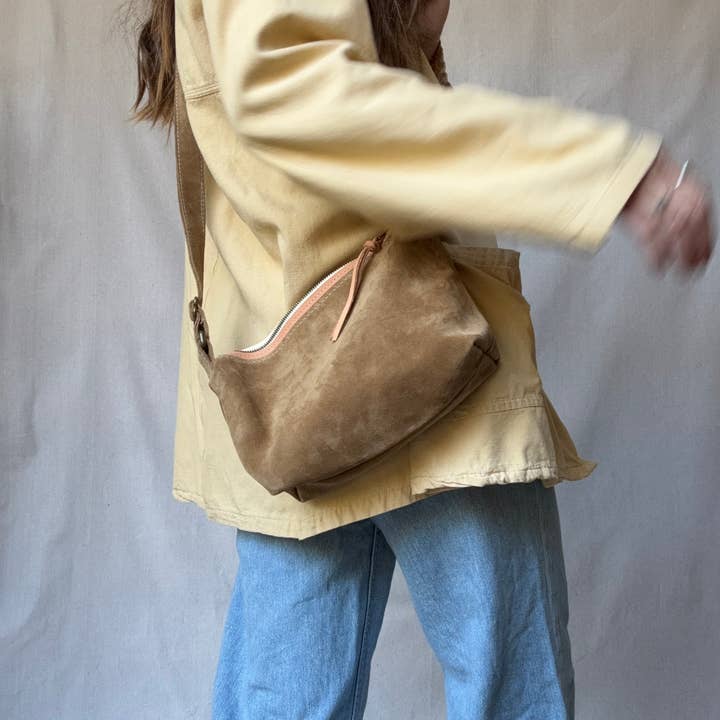 Olive n' Suede - Wholesale Crossbody Bag - Women's - Solara Side Bag- DARK