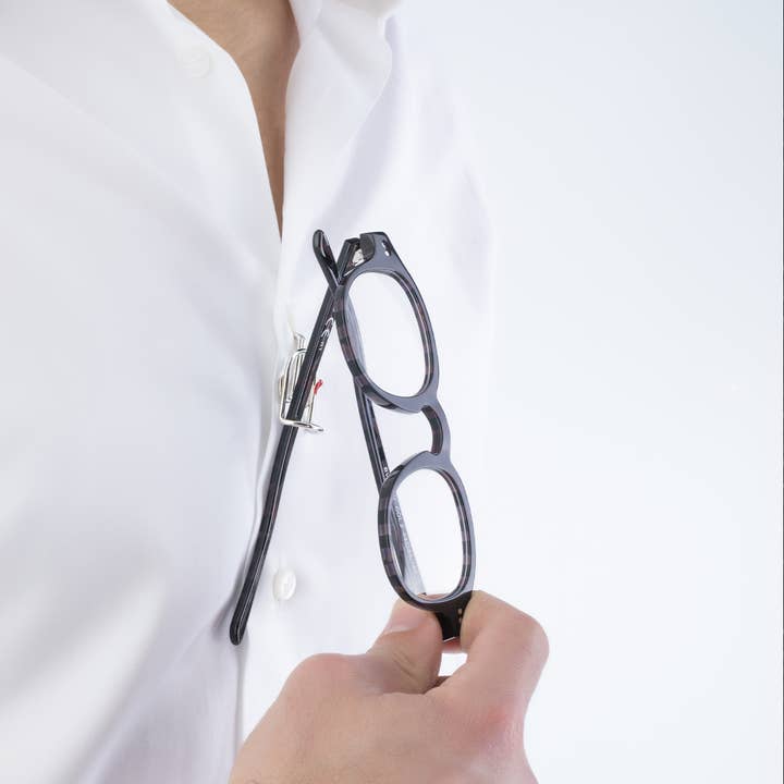 Achí Project – wholesale Eyewear cases & holders – Unisex – Achi, glasses holder, perfect for shirts, 800/ooo Silver4