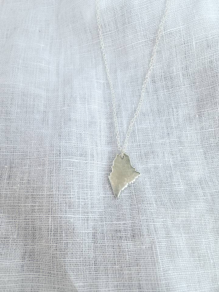 MAINE | minimalistisk halskæde for engroshandel hos Ellie Begin Design