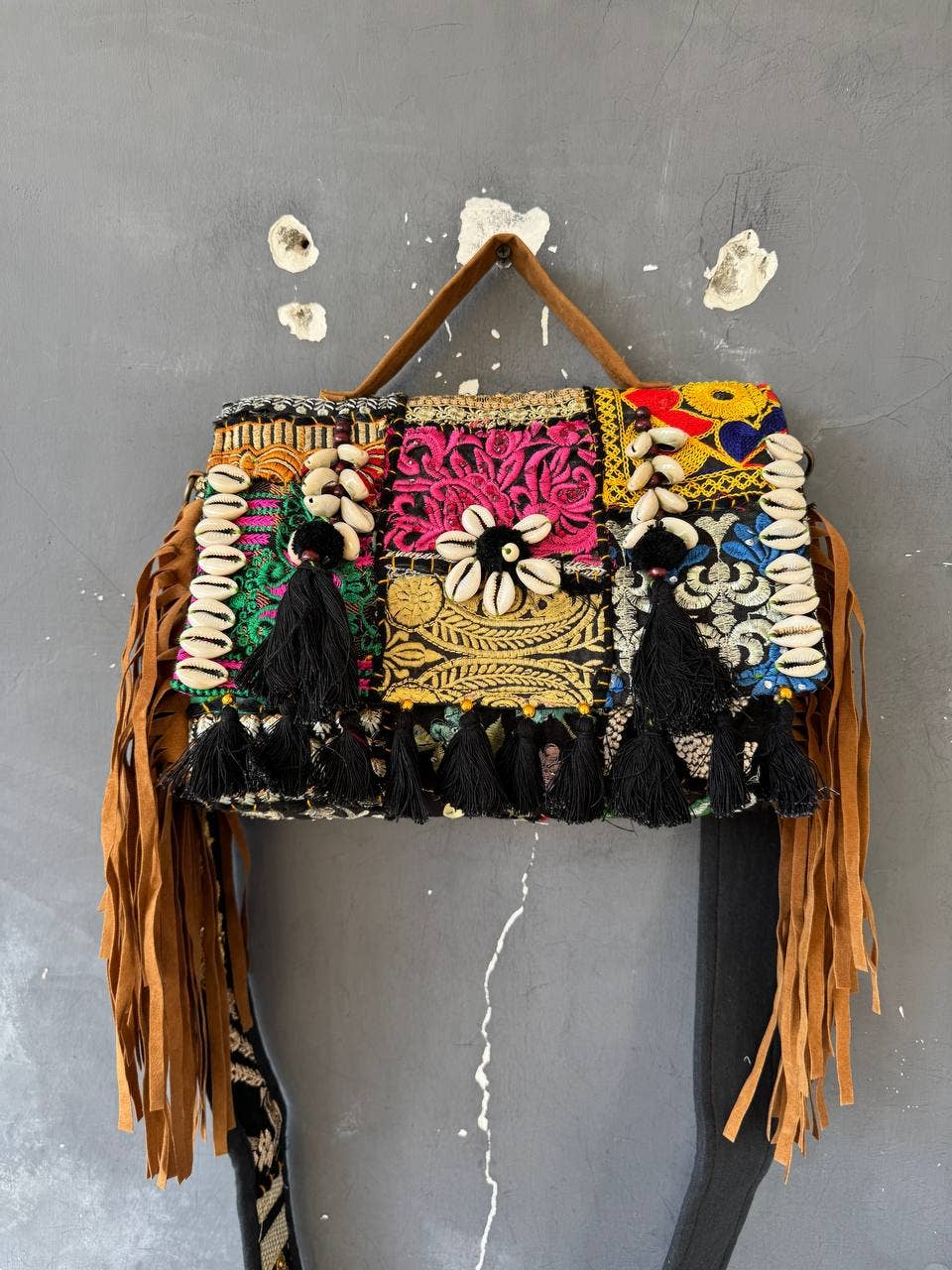 GYPSY STUDIO - Wholesale Shoulder Bag - Women's - Ethnic Banjara Shoulder Handcrafted Bag Woman's Banjara Bag6