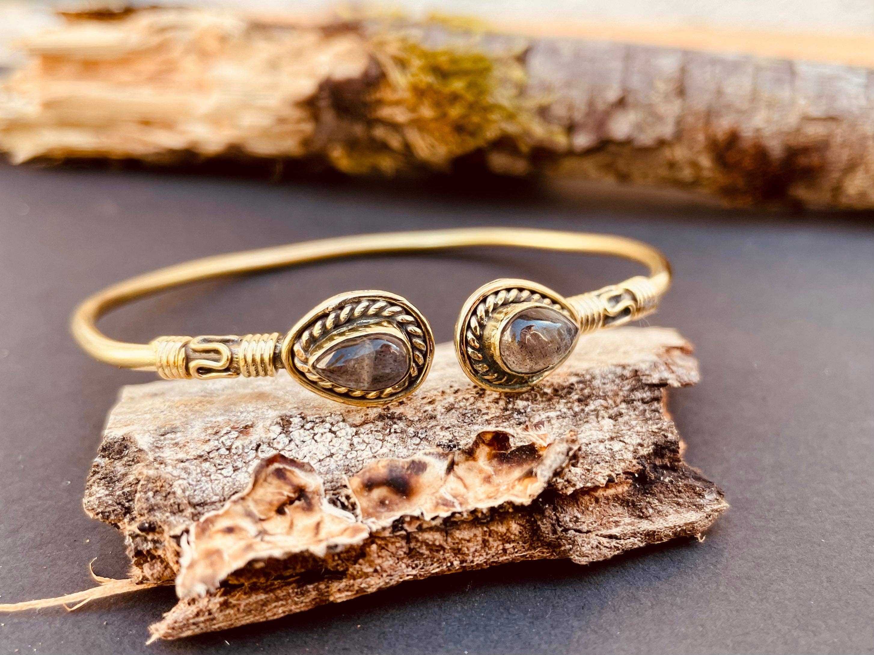 Kaali Boutique – wholesale Manschettarmband – Labradorit Boho Armband / Armring / Mässing / Etnisk / Rustik / Bohemisk / Hippie / Zigenare / Psy / Chic / Smycken / Kropp / Justerbar6