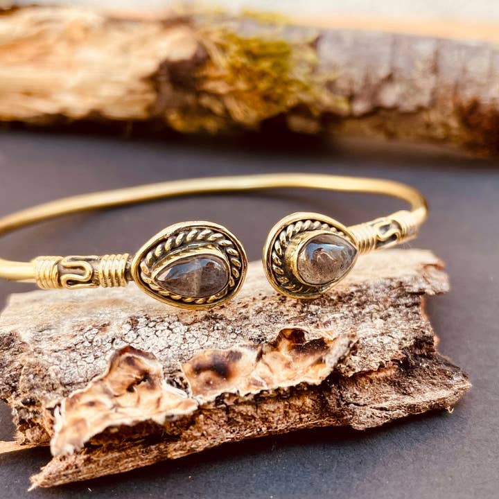 Kaali Boutique – wholesale Bangle bracelet – Labradorite Boho Bracelet / Bangle / Brass / Ethnic / Rustic / Bohemian / Hippie / Gypsy / Psy / Chic / Jewellery / Body / Adjustable6