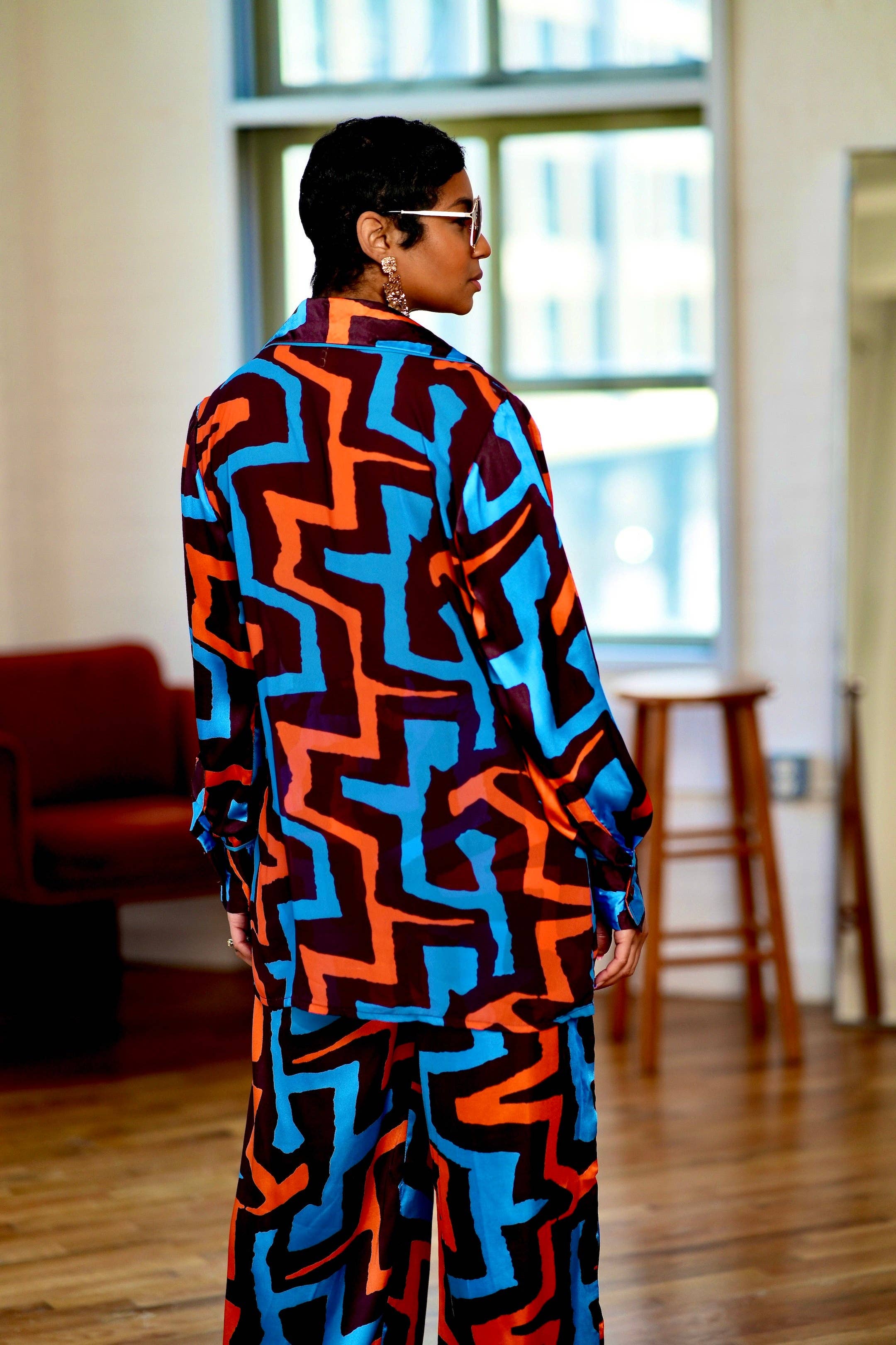 DUA MENKA - Vente Ensemble haut et pantalon (PAS d'intérieur) - Femme - Ensemble deux pièces en soie Ankara Ututu – Élégant et confortable1