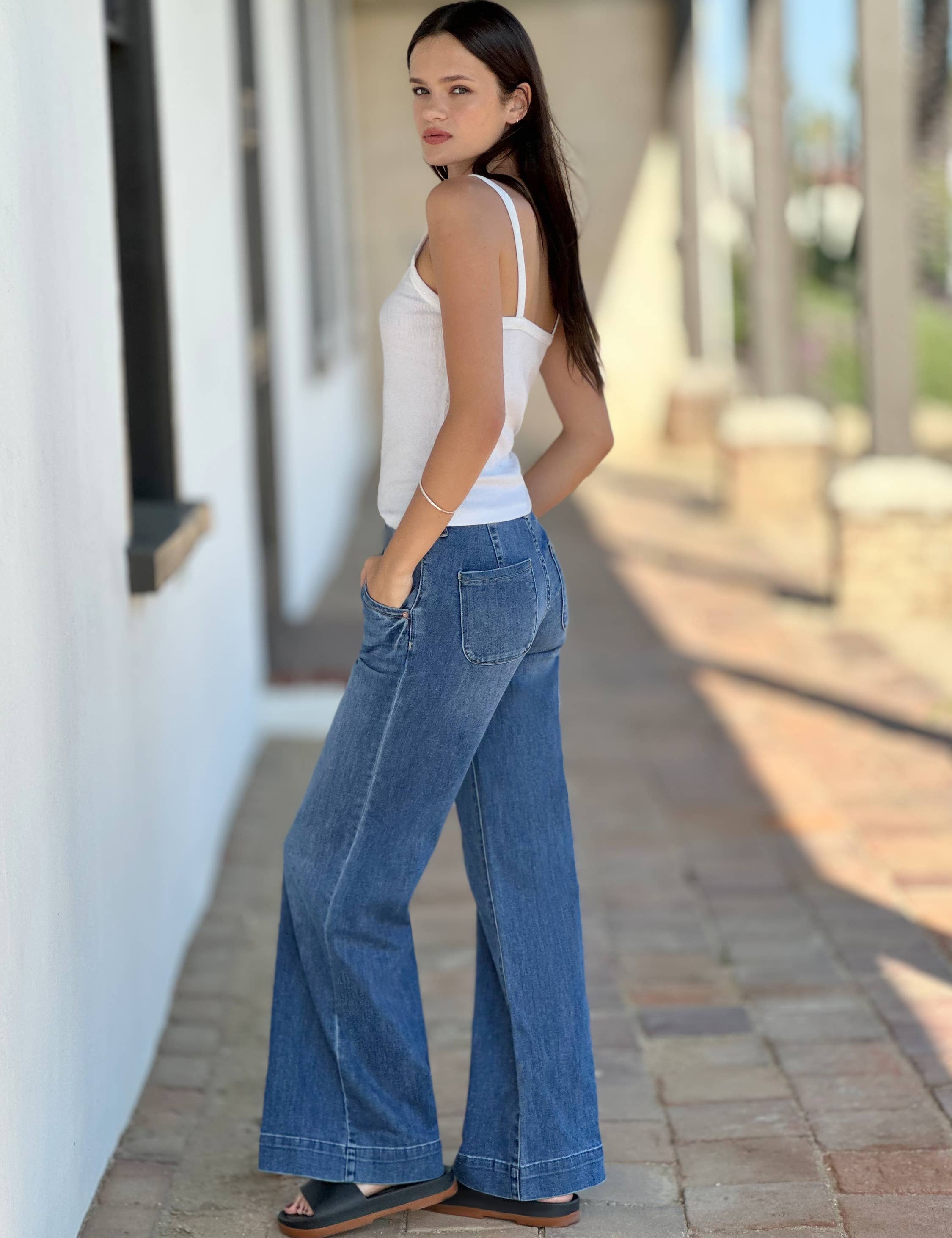 Washed Blue Daily Wide-leg Jeans for wholesale on Faire3