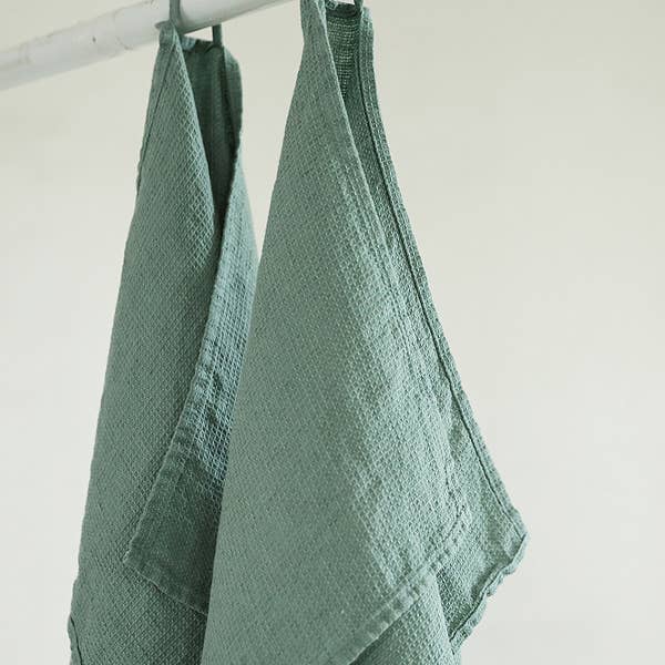 LinenMe - Wholesale Hand towel - Linen Hand Towels Spa Green Washed Waffle6