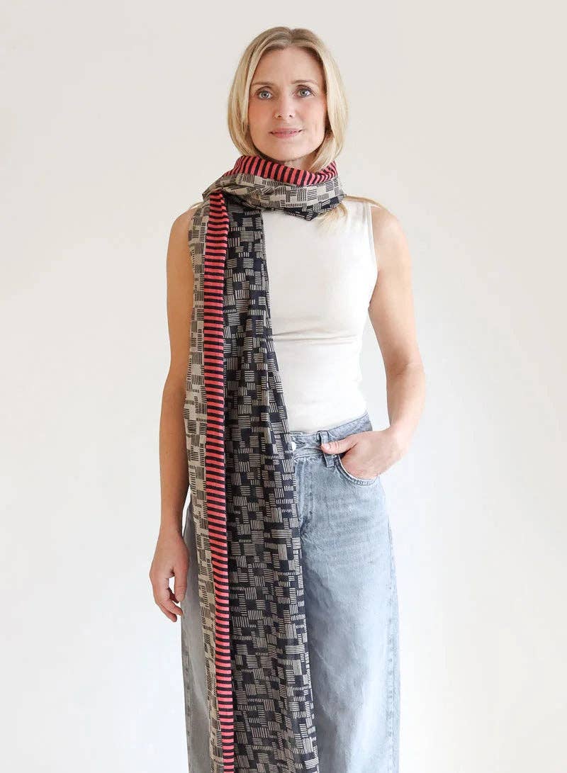 Djian - Wholesale Scarf - Unisex - Scarf 100% organic cotton / Greta – black / beige