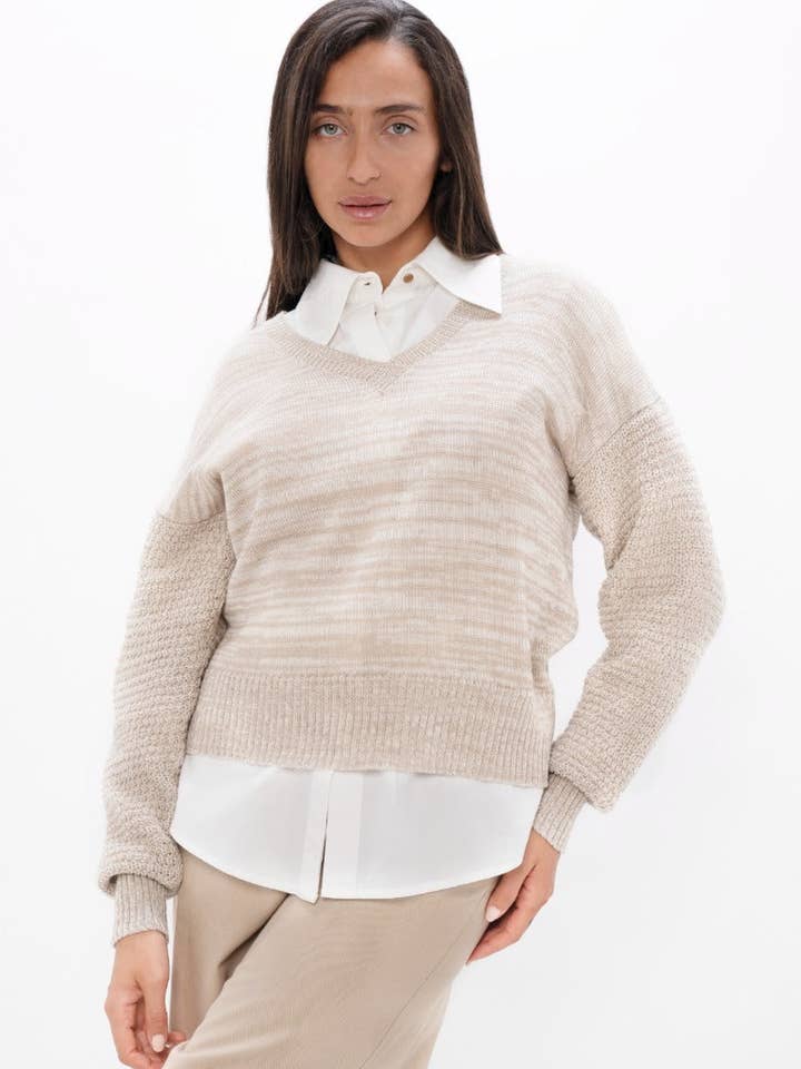 Nagano - V-hals Trui - Zand Marl voor wholesale door 1 People