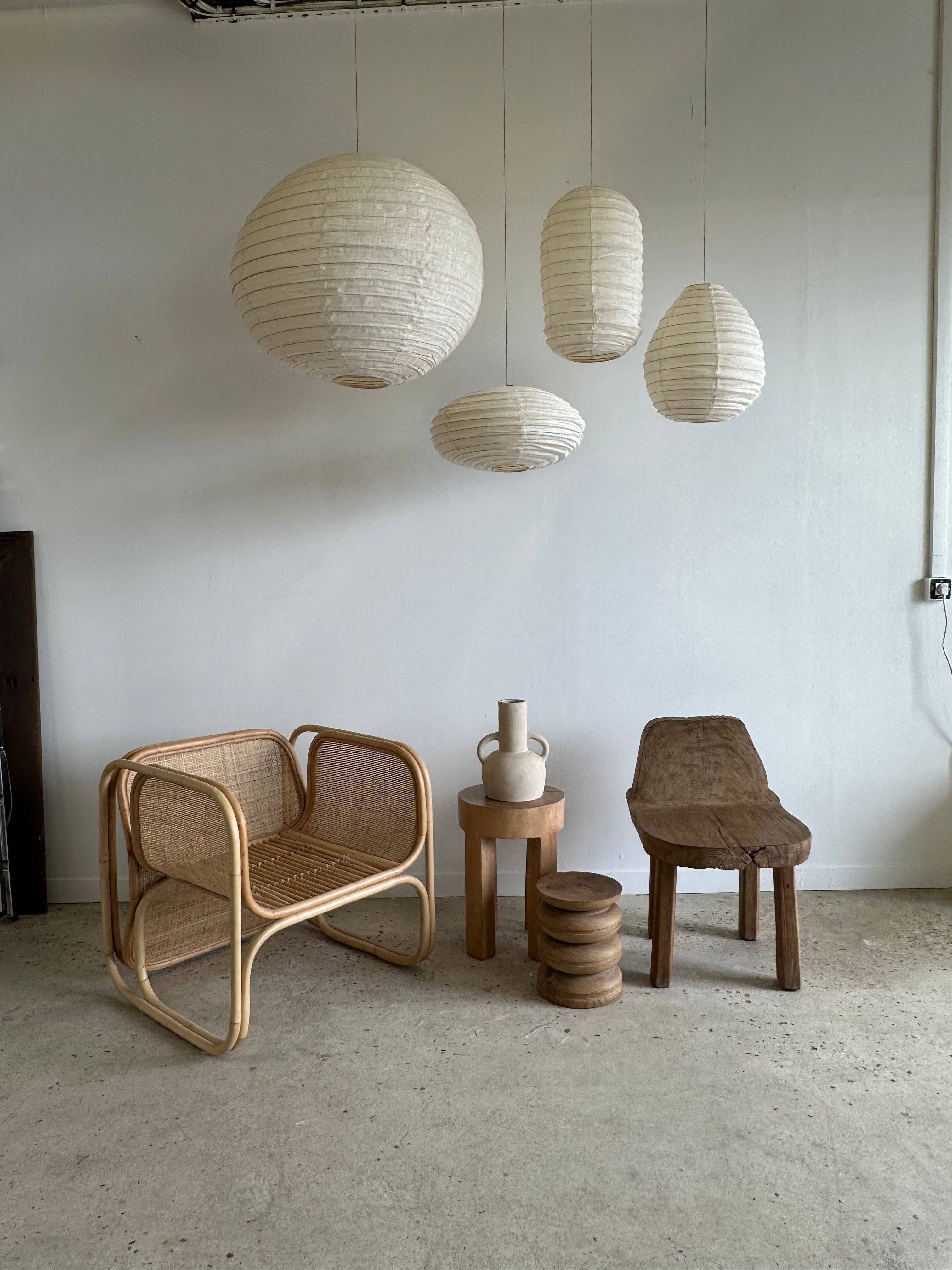 Office Objets - Wholesale Chandelier/Hanging Light - Average Japanese-style oval flattened pendant in rattan and natural linen H30 D4517