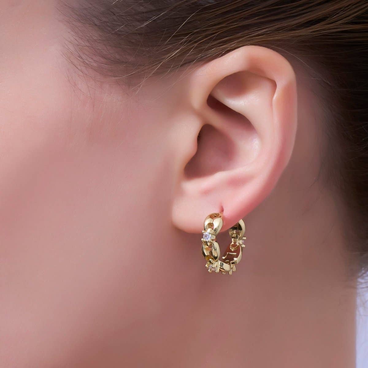 Aim Eternal - Wholesale Huggie Earrings - 24K Gold Filled 18mm CZ Anchor Mariner Huggie Earrings | AI4311