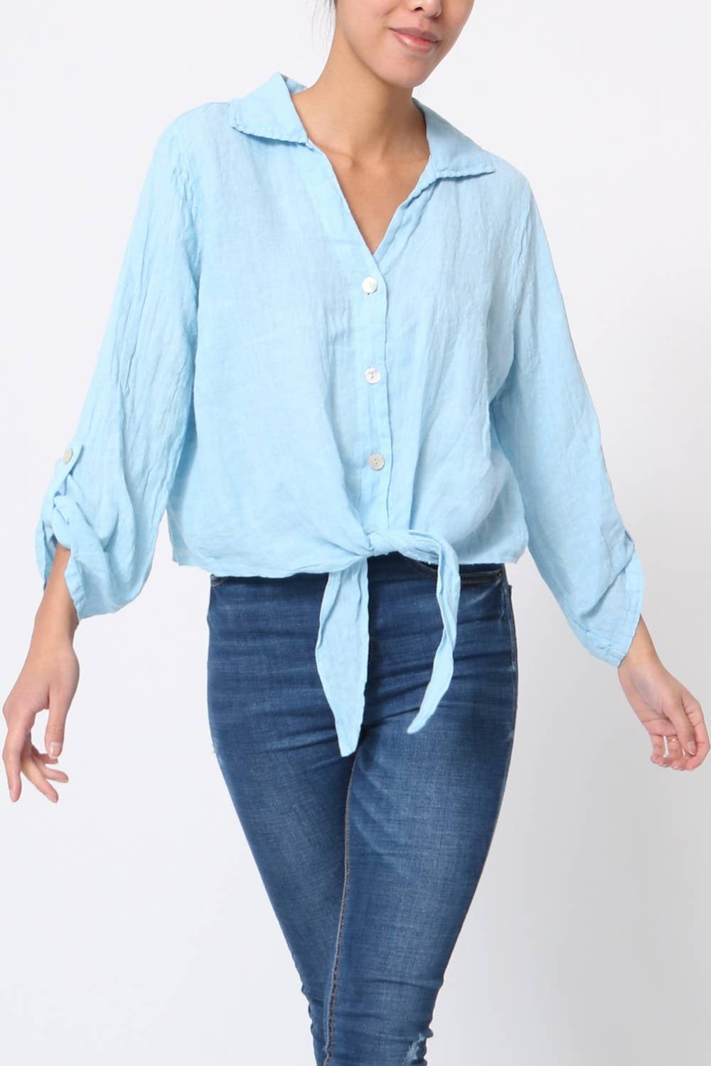 LÉA & LUC - Venta al por mayor Camisa con botones - Mujer - Camisas anudadas a la cintura en 100% lino REF. 220242