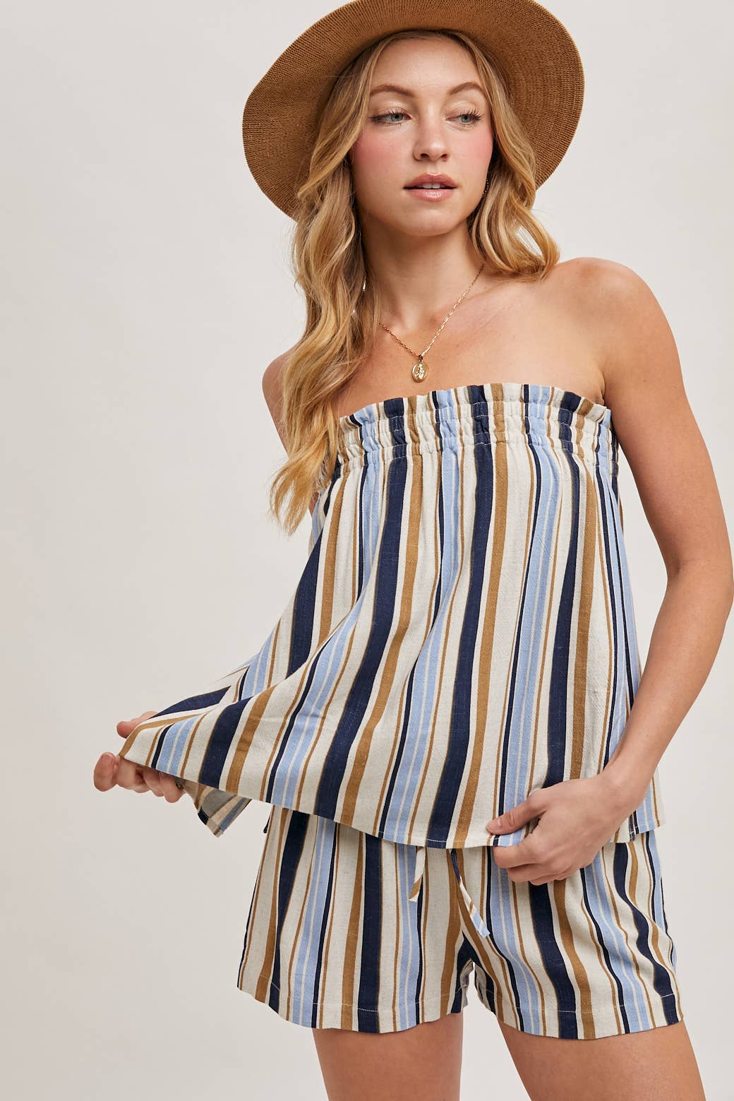 Bluivy - Vente Ensemble de vêtements d'intérieur – femme - ENSEMBLE HAUT SMOCKÉ SANS MANCHES À RAYURES CORFOU & SHORTS20