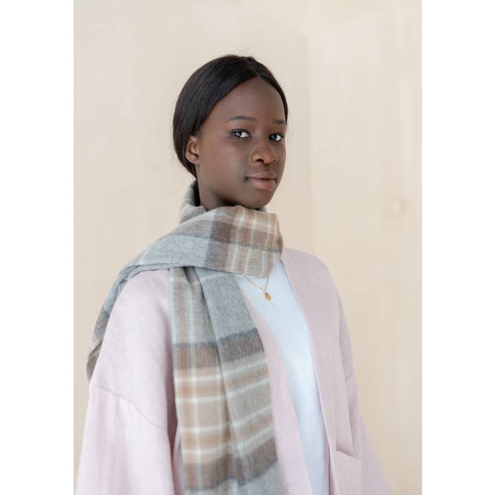 TBCo – wholesale Halsduk - Unisex – Lammull halsduk i Mackellar Tartan