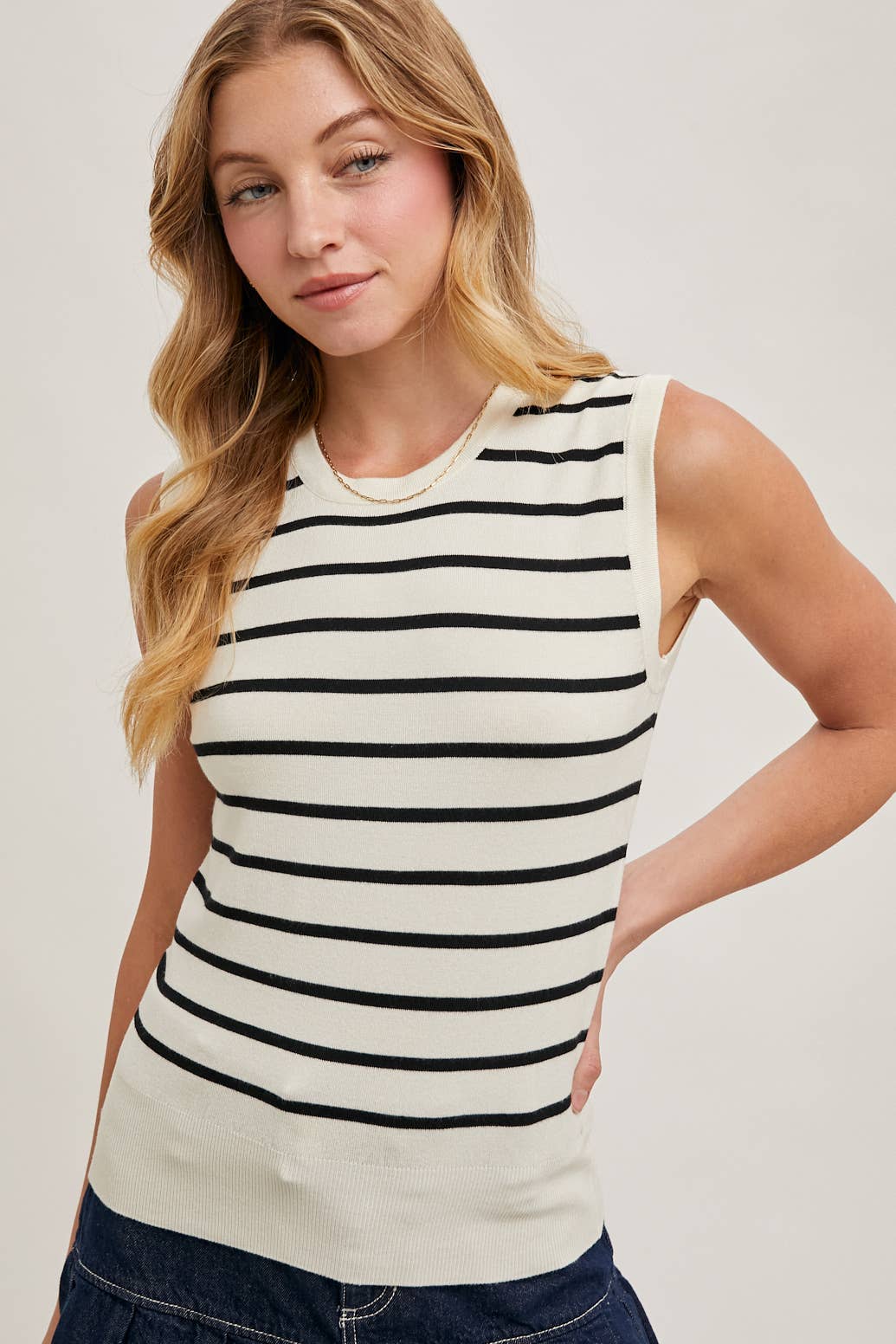 Bluivy - Wholesale Tank Top - Women's - STRIPED MUSCLE KNIT TANK TOP0