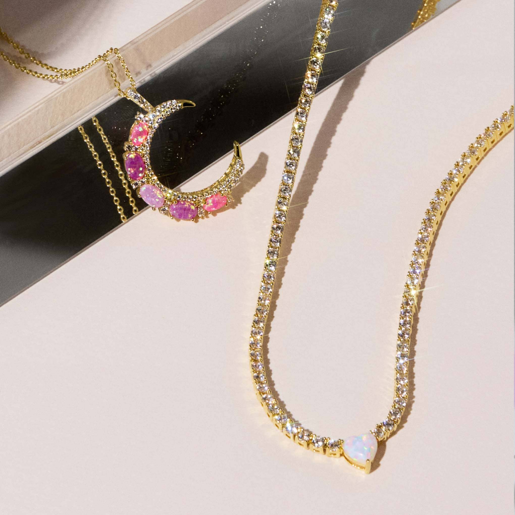 La Kaiser - Venta al por mayor Collares con colgantes/abalorios - Colgante de Luna Creciente de Ópalo Rosa5