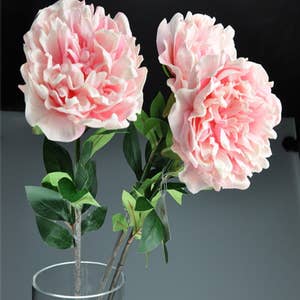 Purchase Wholesale artificial flowers. Free Returns & Net 60 Terms on Faire
