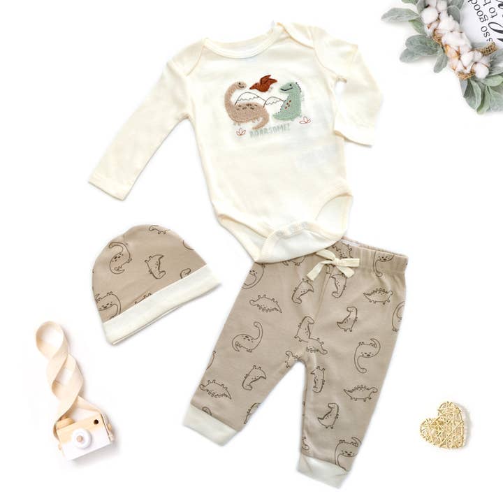 Baby 3-delige Chenille Applicatie Romper Hoed Broek Set voor wholesale door Lollipop Dreams