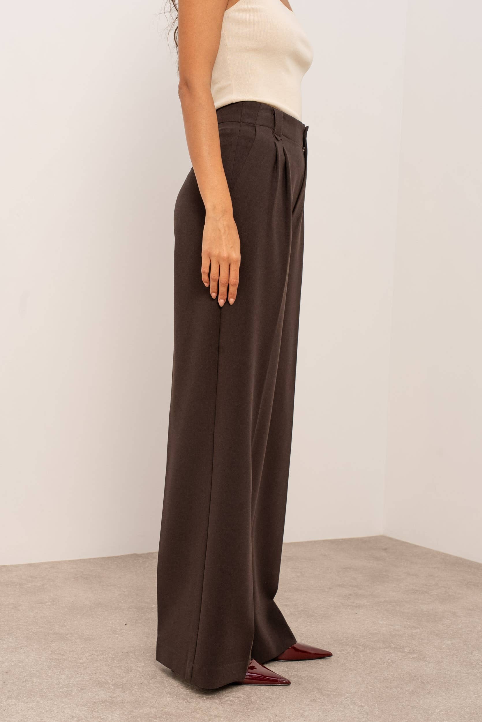 Attentif Paris - Vendita all'ingrosso Pantaloni eleganti - Donna - [Aura] Pantaloni ampi a vita alta con pinces40