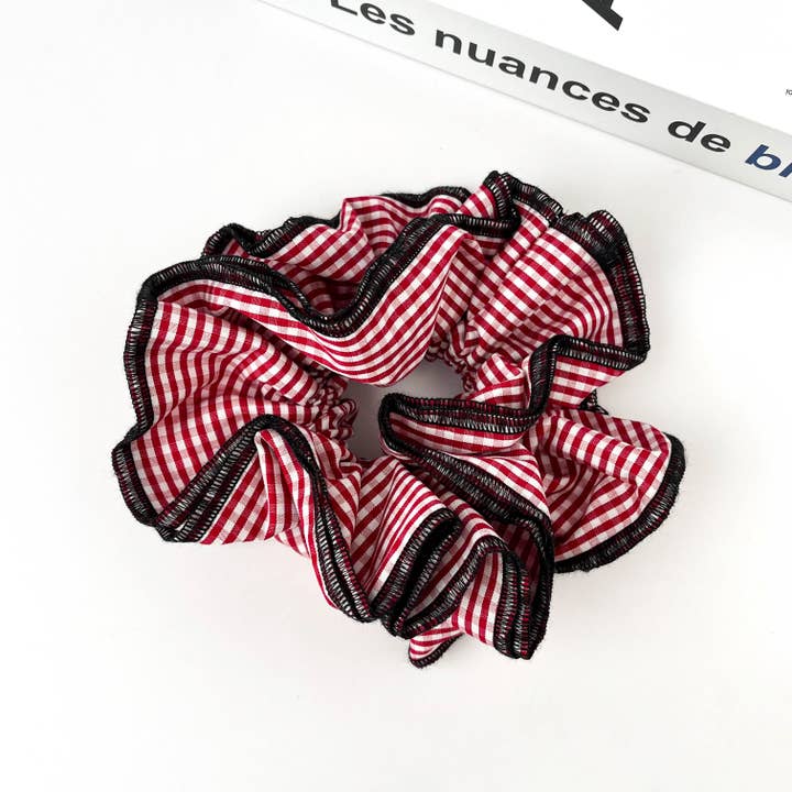 TheDivaSoap - Wholesale Scrunchie - Women's - Retro Plaid Scrunchie – Double-Layered Two-Tone Hair Tie2