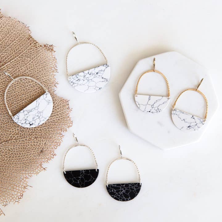 Tsuki Hoop för wholesale av Maya Bauman