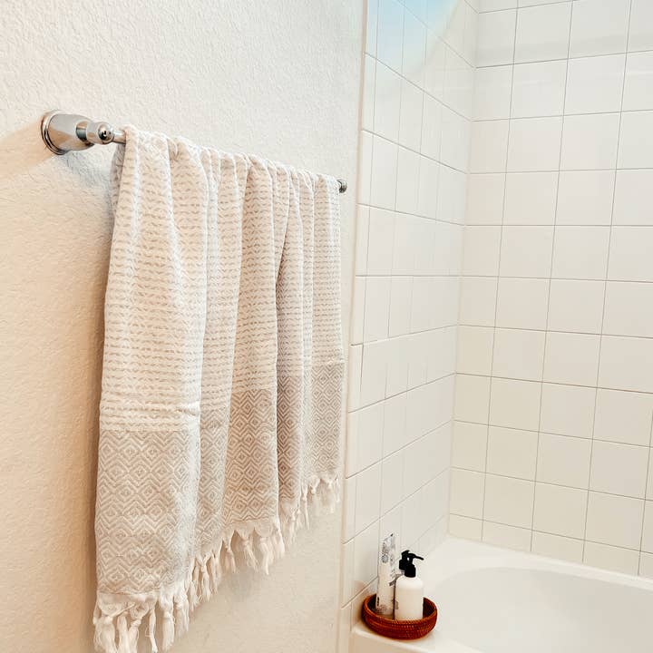 Gia Roma - Wholesale Beach Towel - Turkish Cotton Towels - Oversized Beach Towels | Decorative31