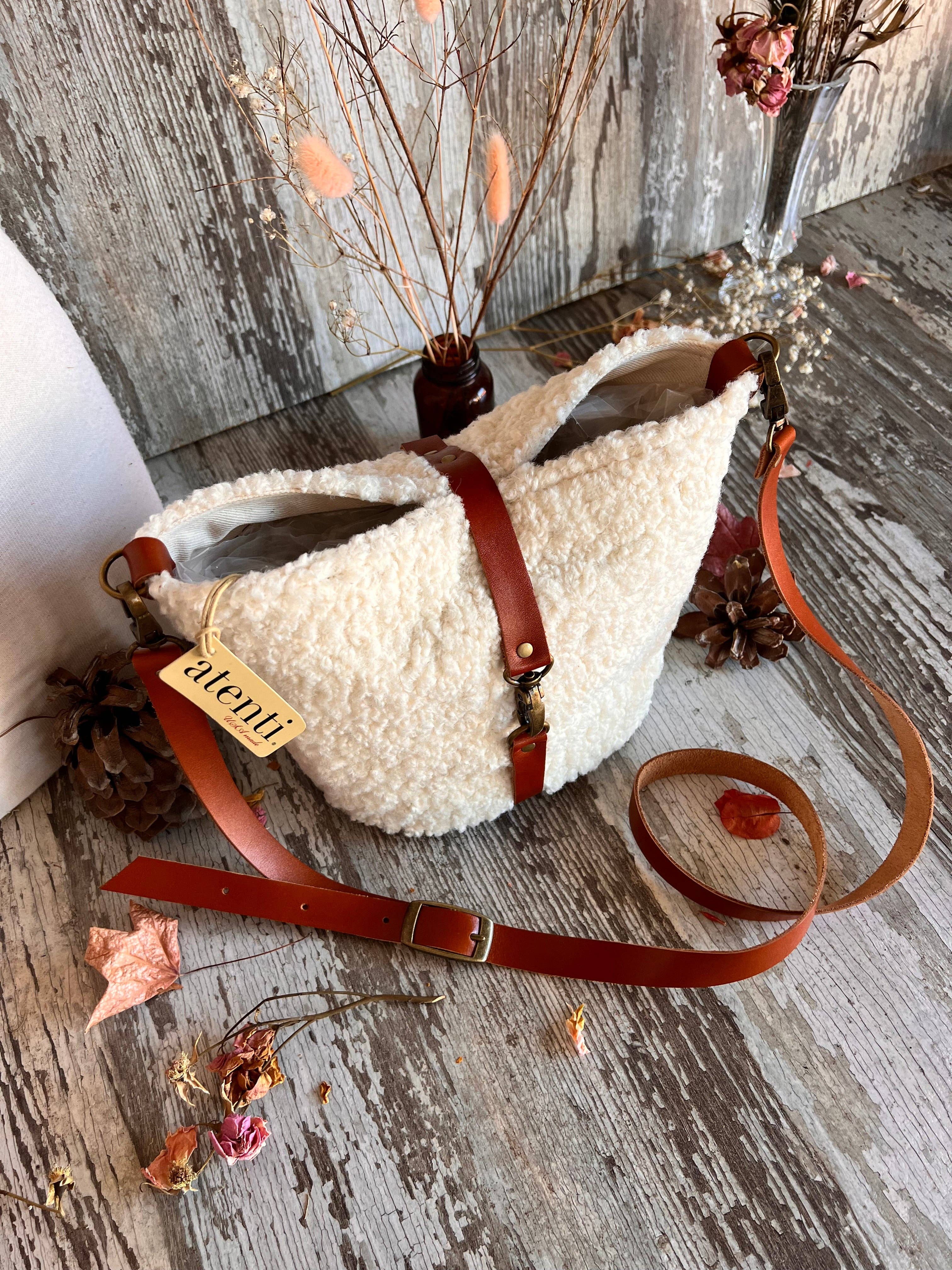 Atenti – wholesale Axelväska - Dam – Sherpa Halle Bucket Bag7