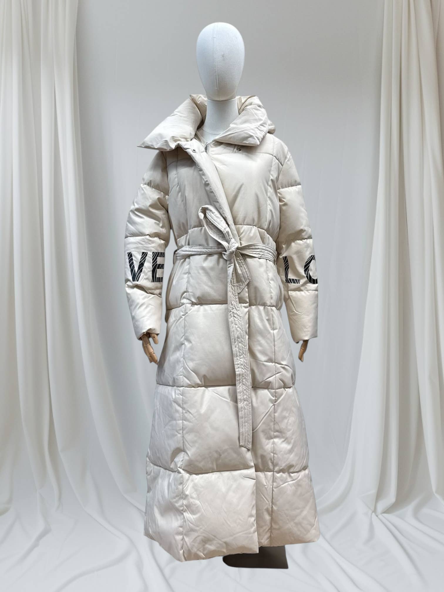 Saturne Paris - Order By Item (S To 5XL) - Wholesale Puffer Jacket - Women's - AL298W41 Plus Size - Long "LOVE" Puffer Jacket