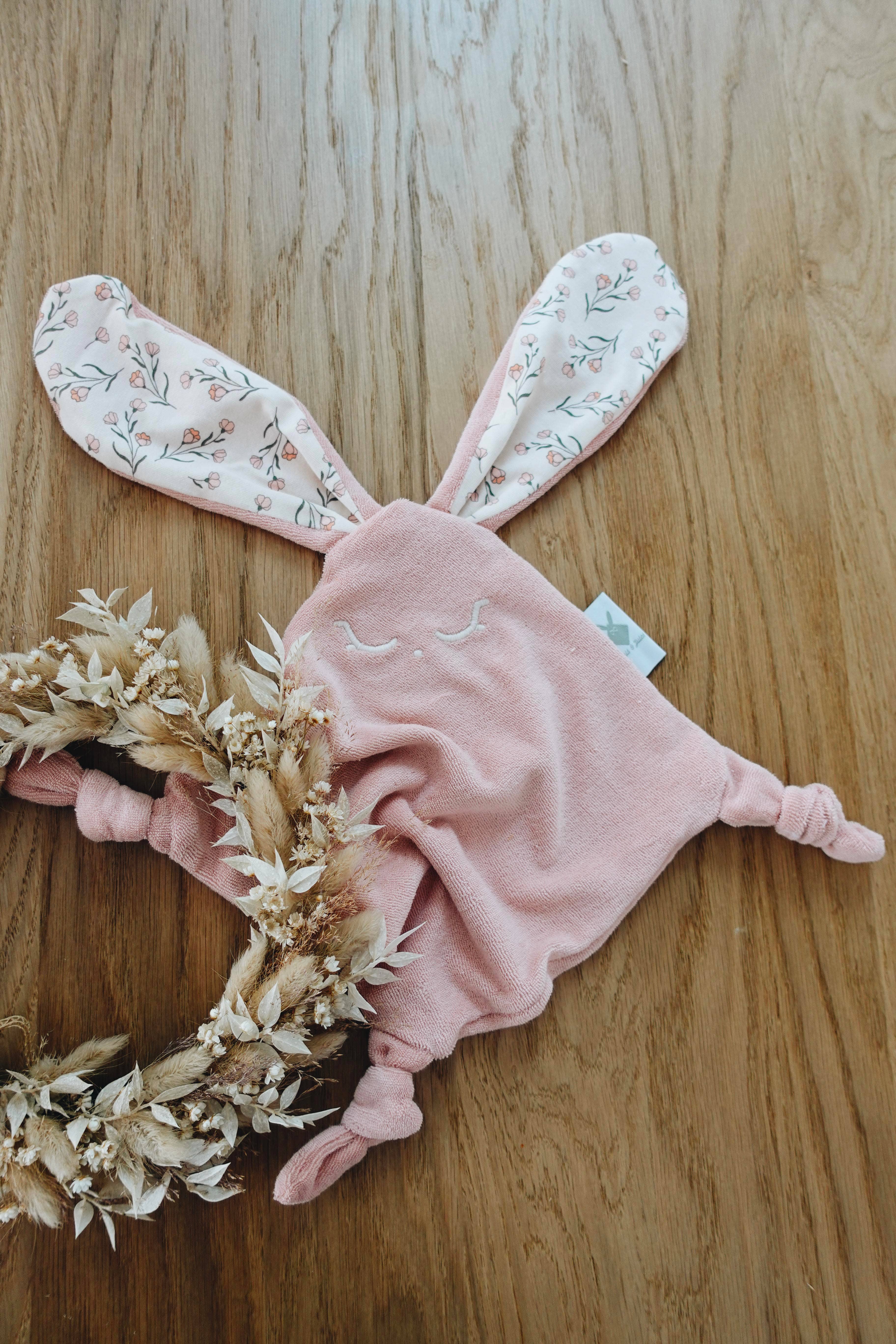 Louis & Jules Stambouli Conseil – Engroshandel Hyggetæppe - Baby – Mini sløjfe svampedoudou - Retro have6