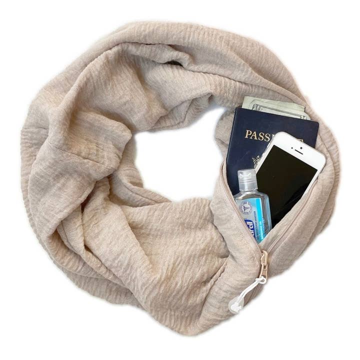 Écharpe convertible Infinity avec poche™ | Peaceful Beige pour la vente par SHOLDIT