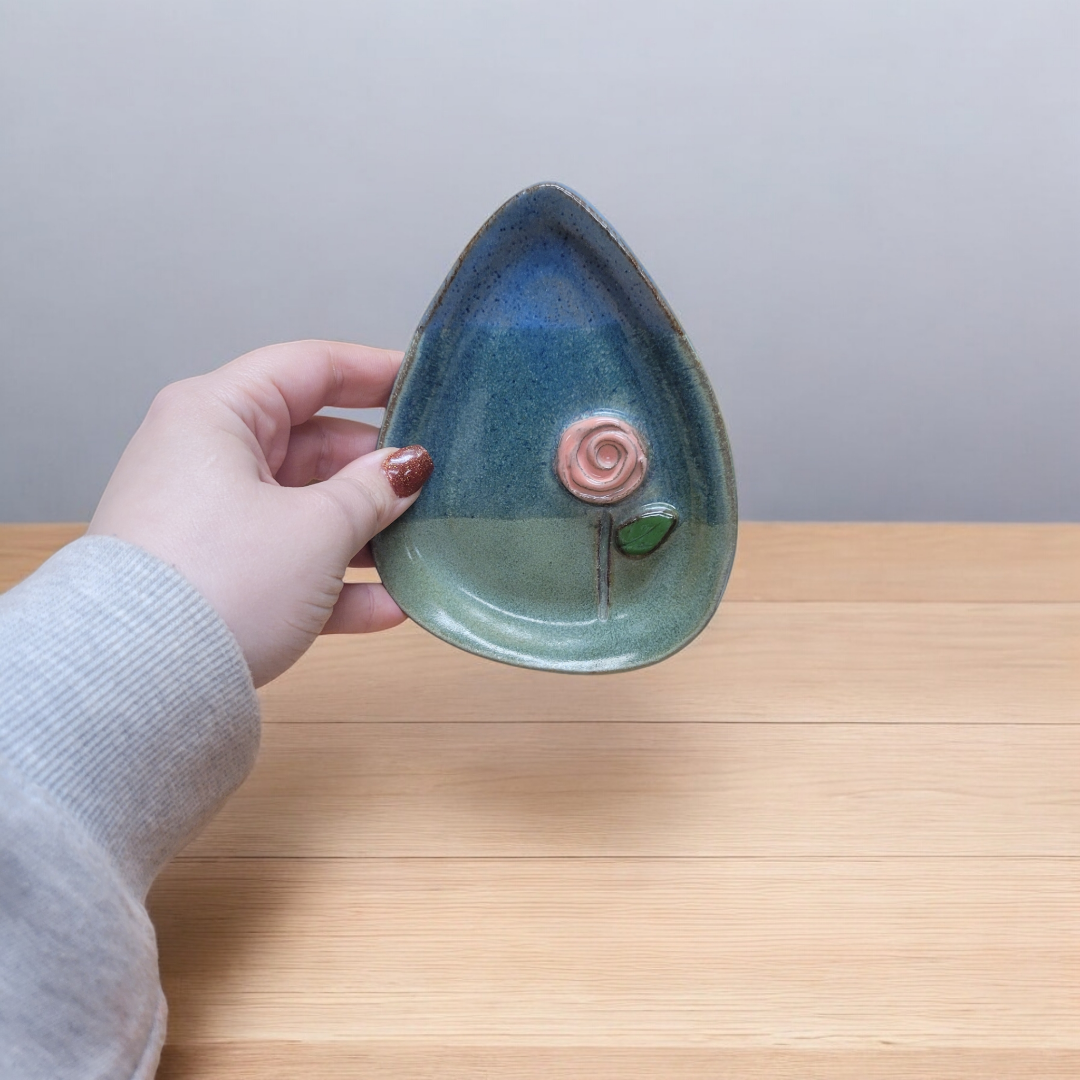 MudWorks Pottery - Wholesale Lepelsteun - Bloemen Pop Lepelhouder2