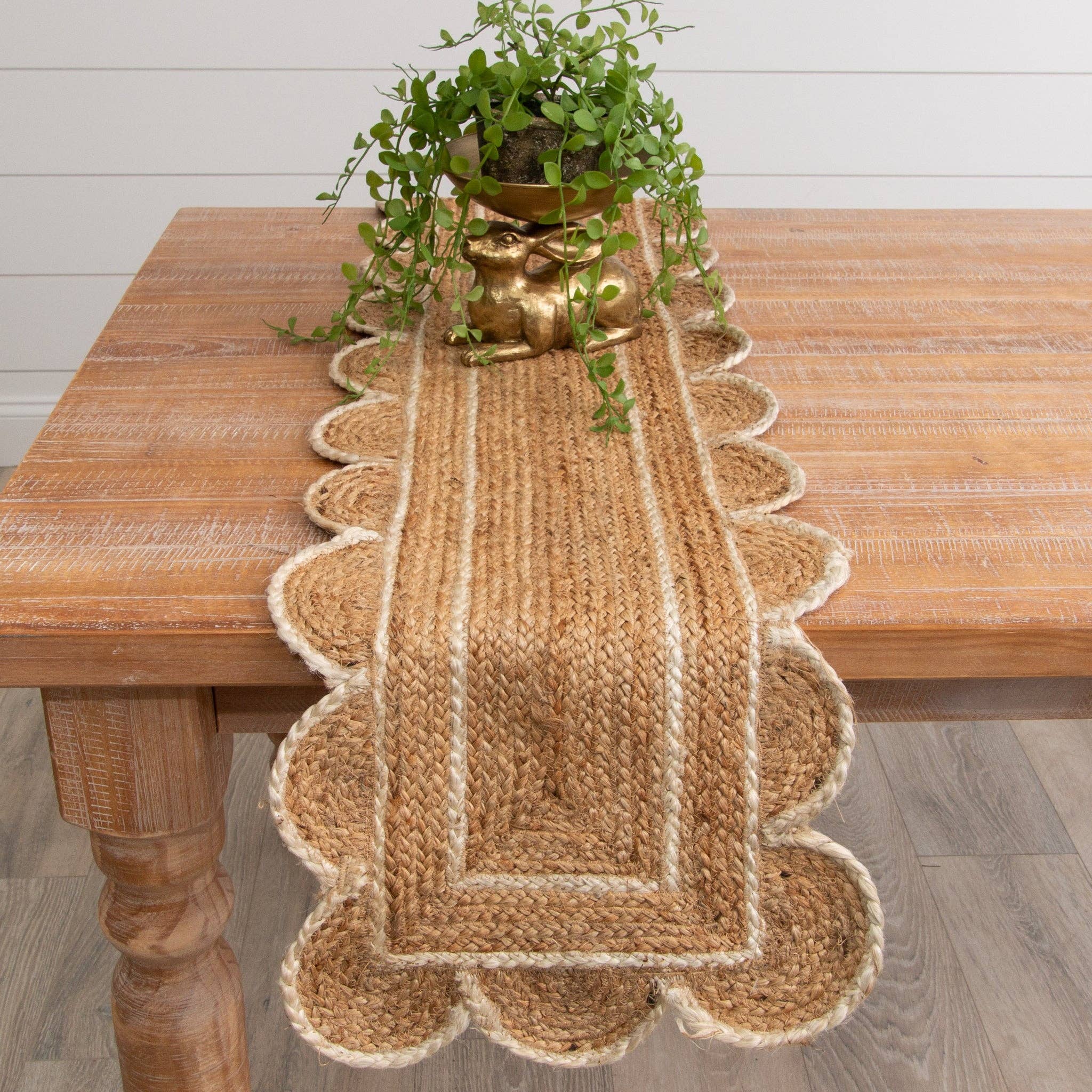 Audrey's Home & Gift - Wholesale Table Runner - Handmade Scalloped Jute Table Runner (PC)1