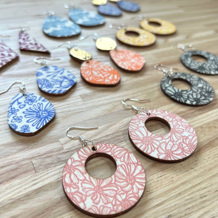 Beth Lewis Art – wholesale Dangle earrings – New Colourful Wooden Earrings22