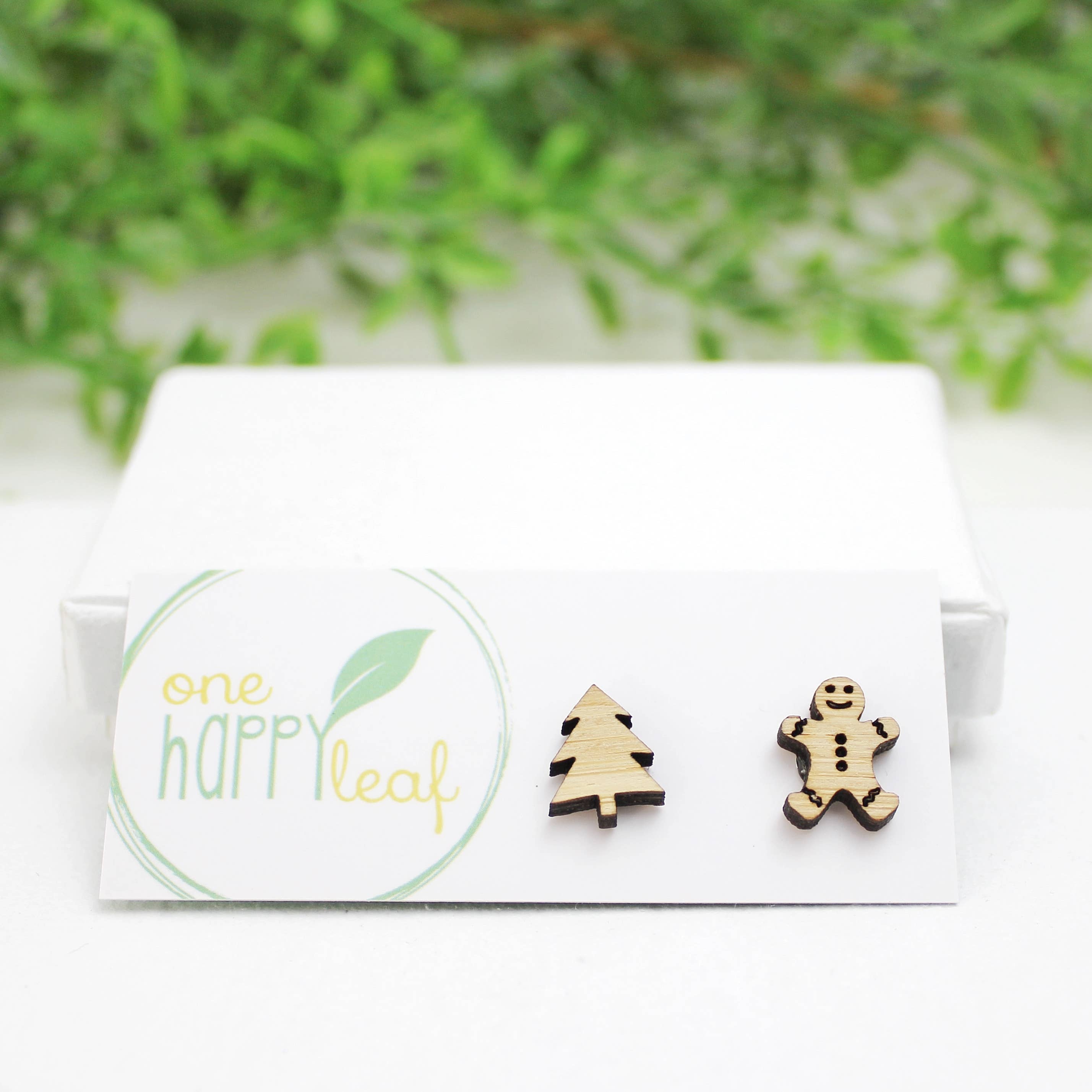 One Happy Leaf - Wholesale Stud/Post Earrings - Ginger Bread man and Christmas tree studs0