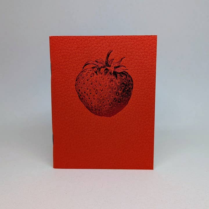 Carnet de Fraises (Édition Limitée) pour la vente par Big Wheel Press