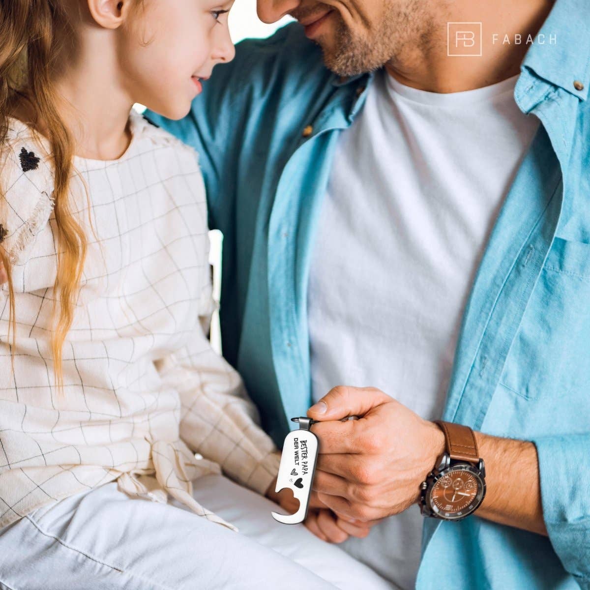 FABACH – Die Schlüsselanhänger-Schmiede - Vendita all'ingrosso Portachiavi - Uomo - Portachiavi con apribottiglie « Bester Papa der Welt »8