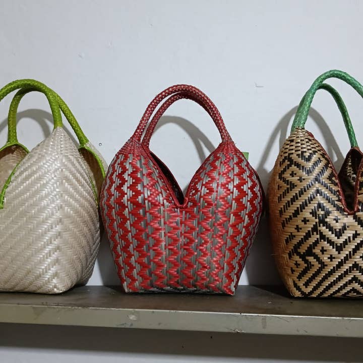 Small four-breast bag for wholesale by La Flor de Cali