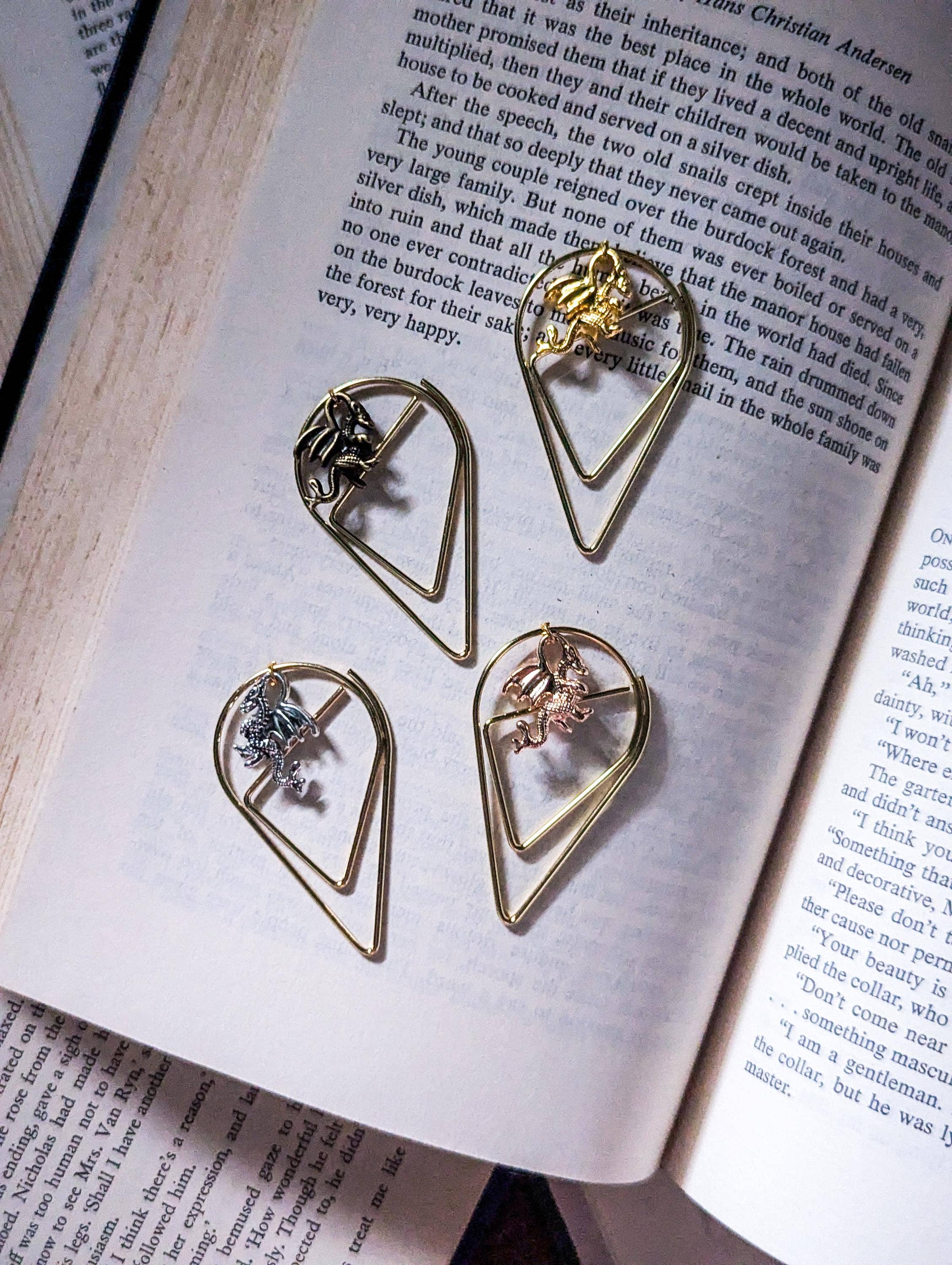 Bookish Trinkets - Wholesale Bookmark - Fantasy Flying Dragon Teardrop Metal Bookmark1